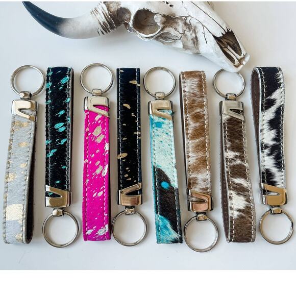 Western Hair On Cowhide Wristlet Keychain Brown with Turquoise Specks - Picture 5 of 5